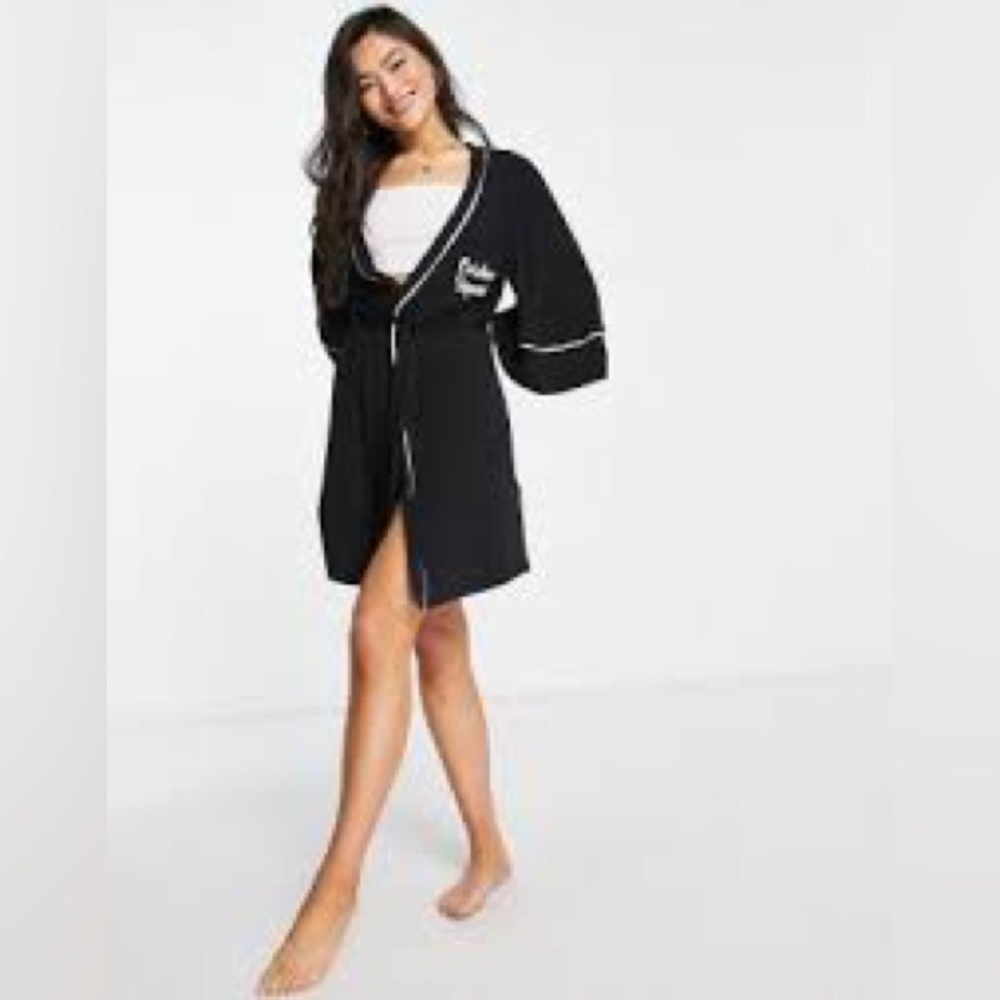 ASOS misguided bride squad robe NWT size 4 us